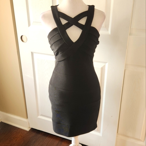 CRYSTAL DOLL BLACK STRAPPY DRESS SIZE 5 NEW WITH TAGS - Picture 3 of 16